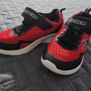 Skechers boys Red Microspec Max Torvix shoes US size 11